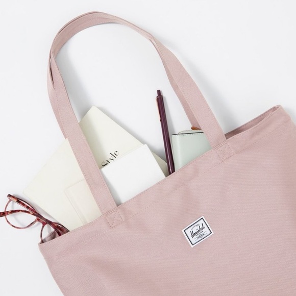 Herschel Supply Company Handbags - 🆕HERSCHEL SUPPLY Ash RoseTote